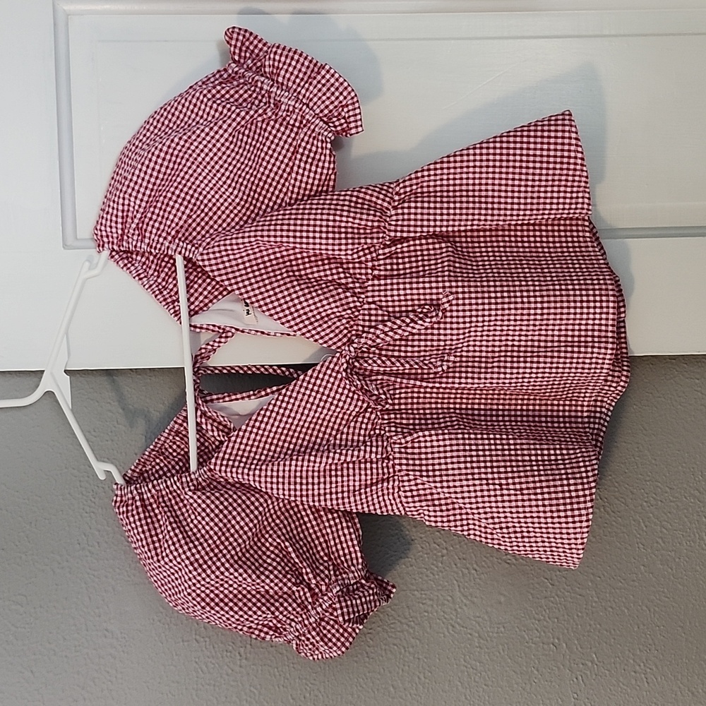 Cute top worn once size xs